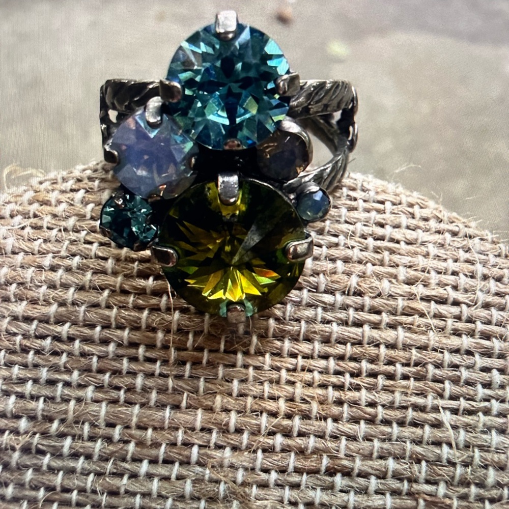Elegant Silver Ring with Blue and Green Stones S - Picture 3 of 5